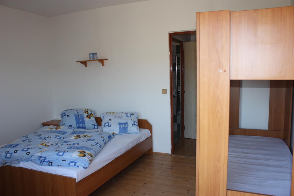 Penzion Jaros Popuvky Kamer foto