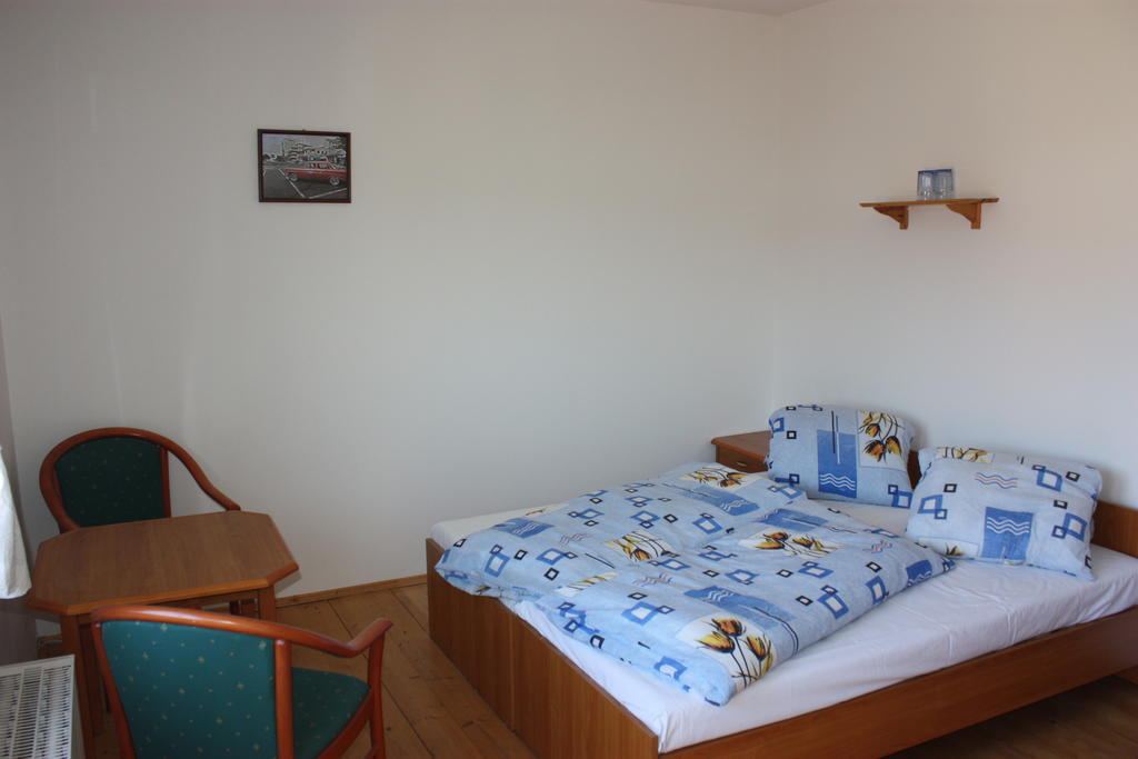 Penzion Jaros Popuvky Kamer foto